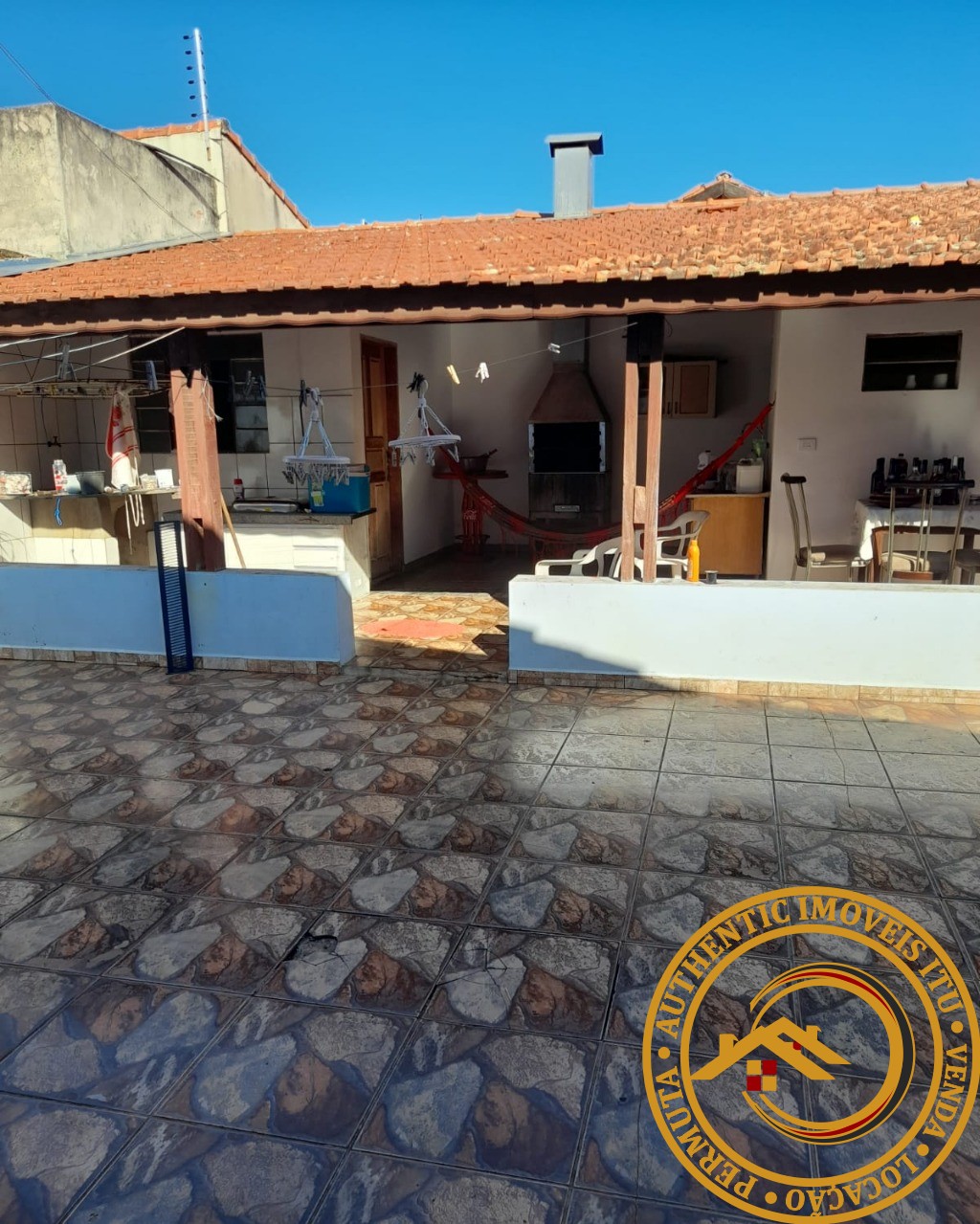 CASA RESIDENCIAL em BOITUVA - SP, r