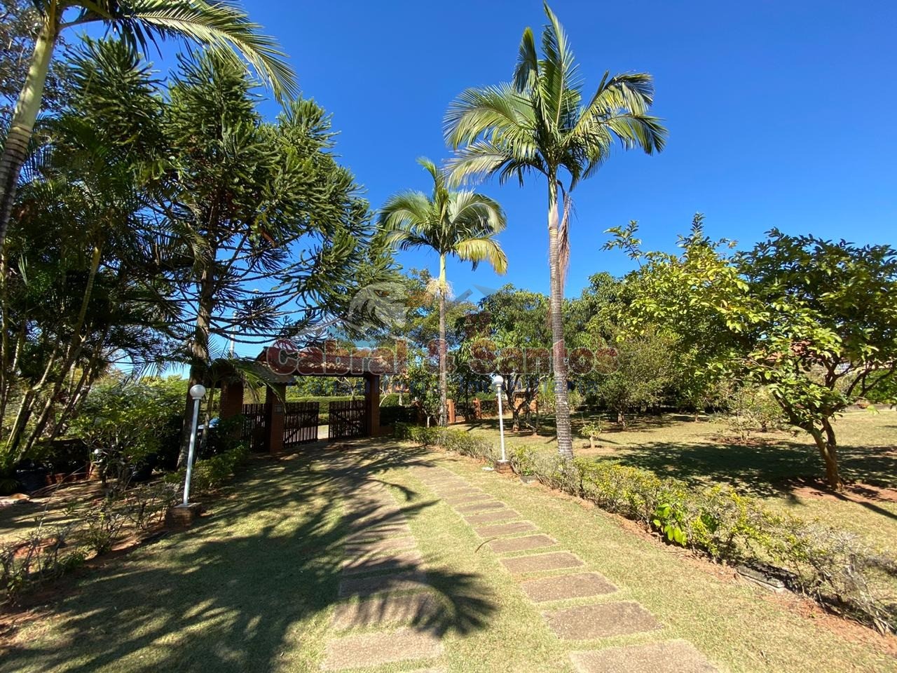 Chácara, 5 quartos, 2562 m² - Foto 4