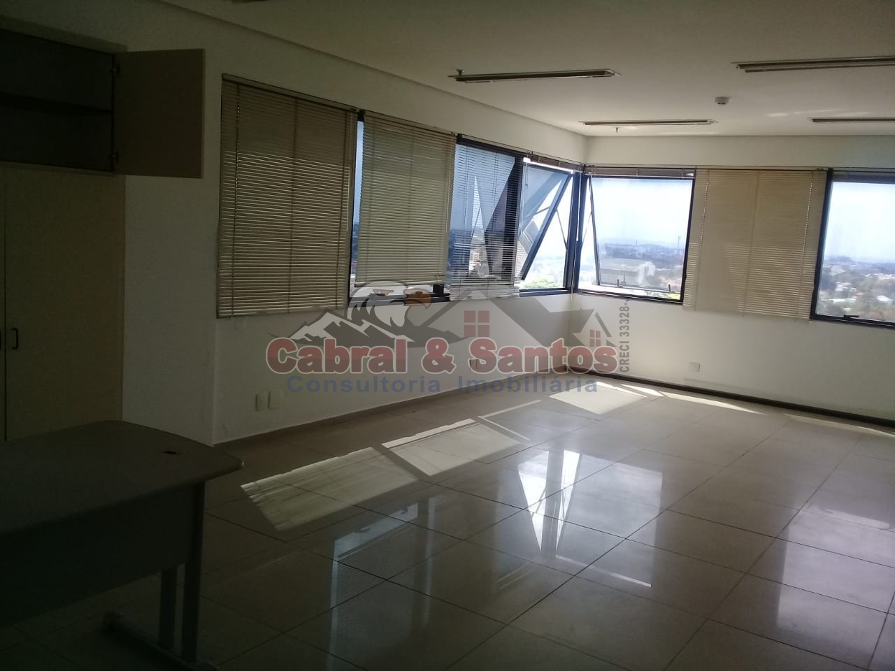 Sala-Conjunto, 800 m² - Foto 1