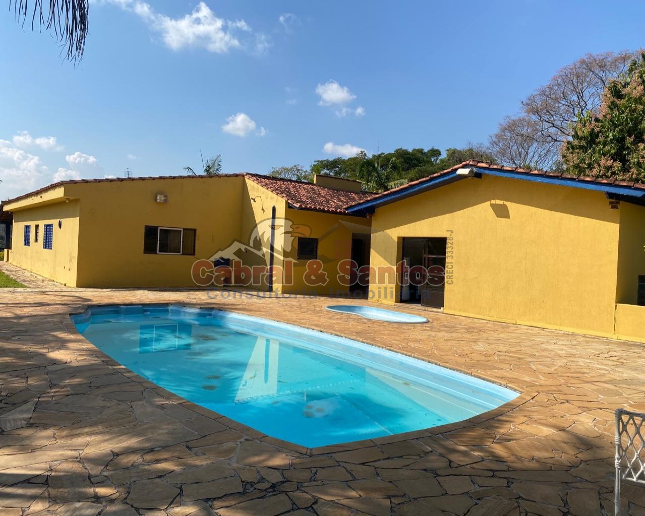 Sítio à venda com 4 quartos, 250m² - Foto 1