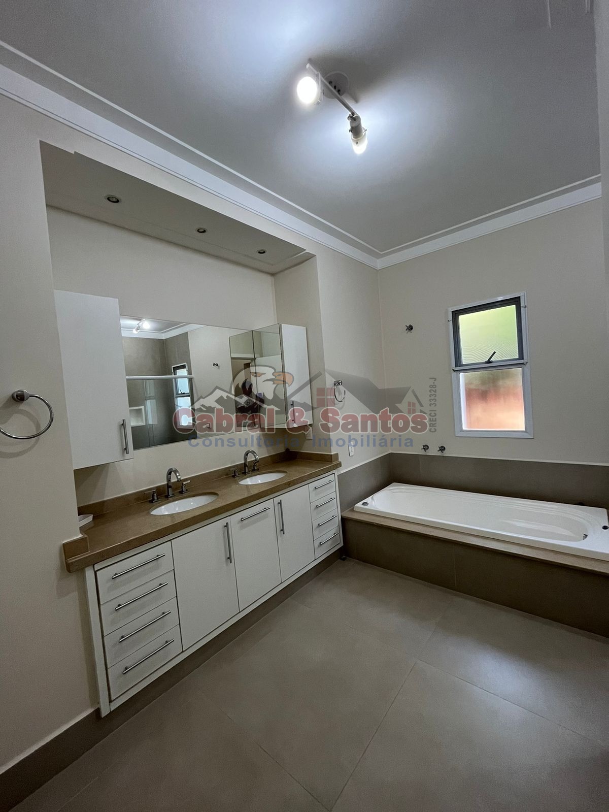 Casa, 4 quartos, 346 m² - Foto 29