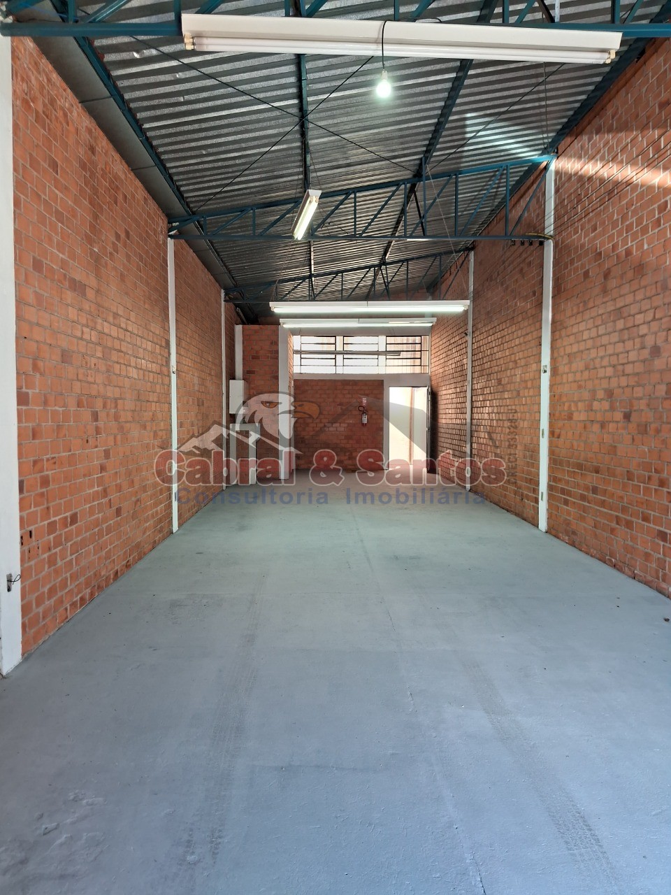 Depósito-Galpão, 100 m² - Foto 1