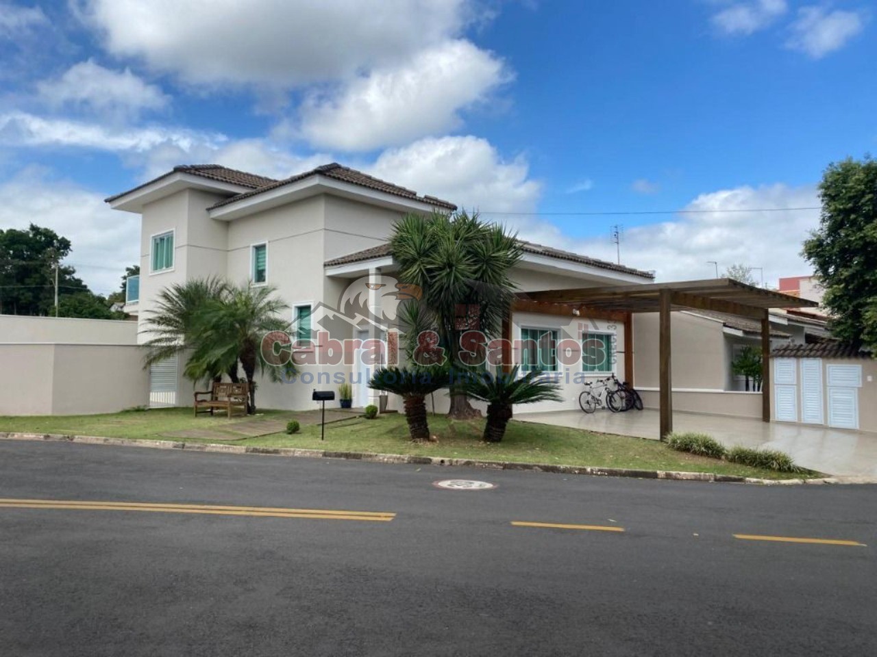 Casa, 3 quartos, 156 m² - Foto 1