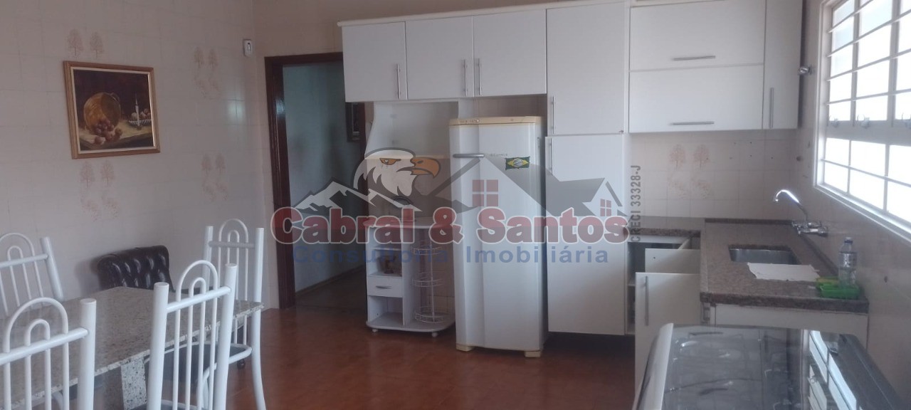 Casa, 6 quartos, 249 m² - Foto 13