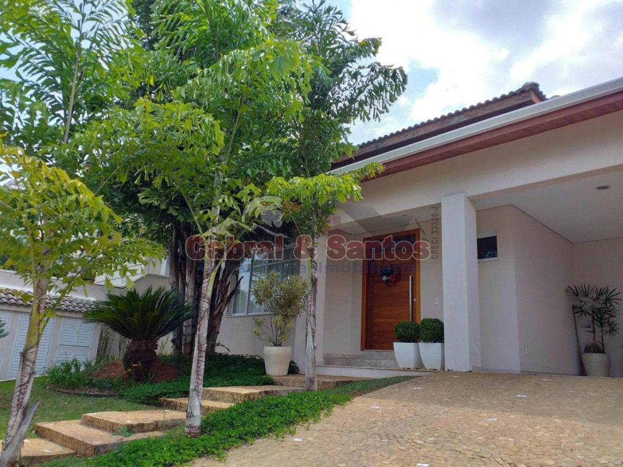 Casa, 4 quartos, 300 m² - Foto 1