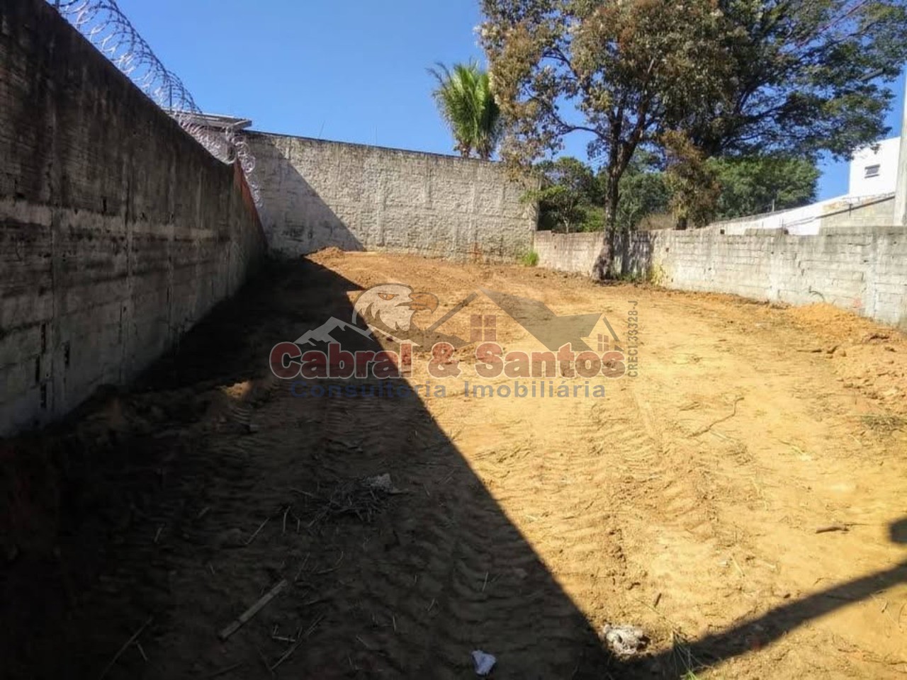 Terreno, 339 m² - Foto 1