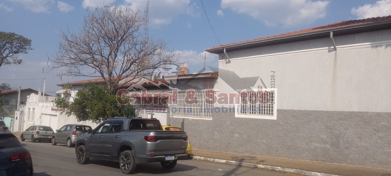 Casa, 6 quartos, 249 m² - Foto 2
