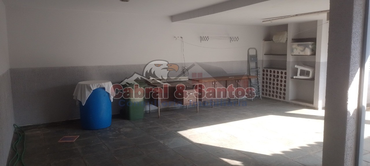 Casa, 6 quartos, 249 m² - Foto 33
