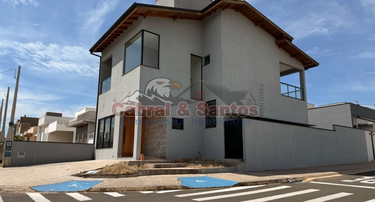 Casa, 3 quartos, 213 m² - Foto 1