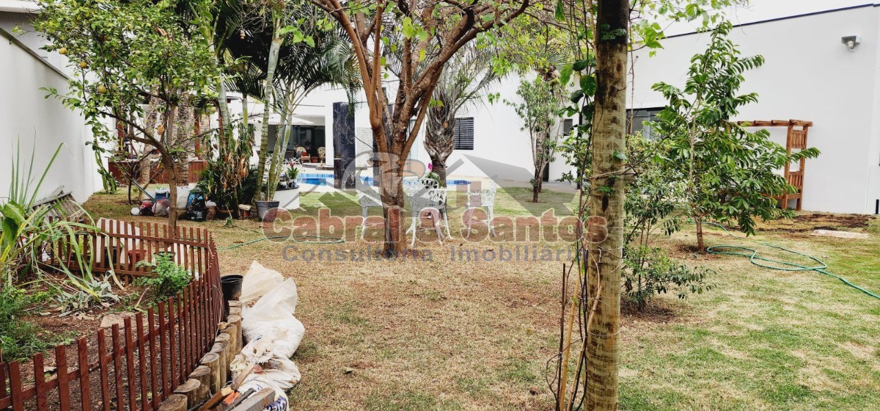 Casa, 5 quartos, 300 m² - Foto 42