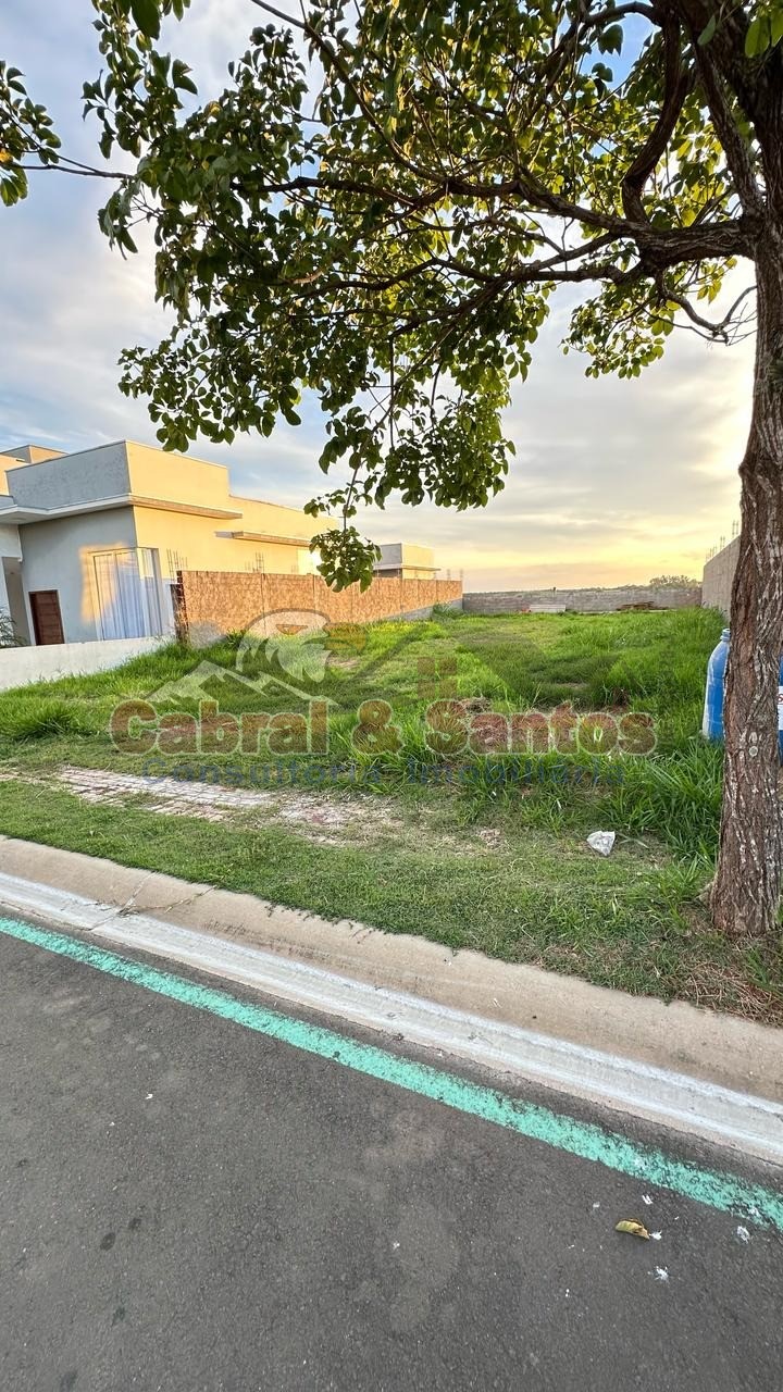 Terreno, 300 m² - Foto 1