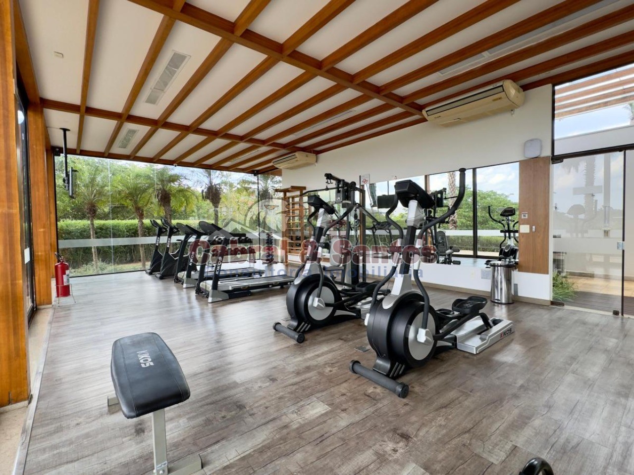 Casa, 4 quartos, 352 m² - Foto 28