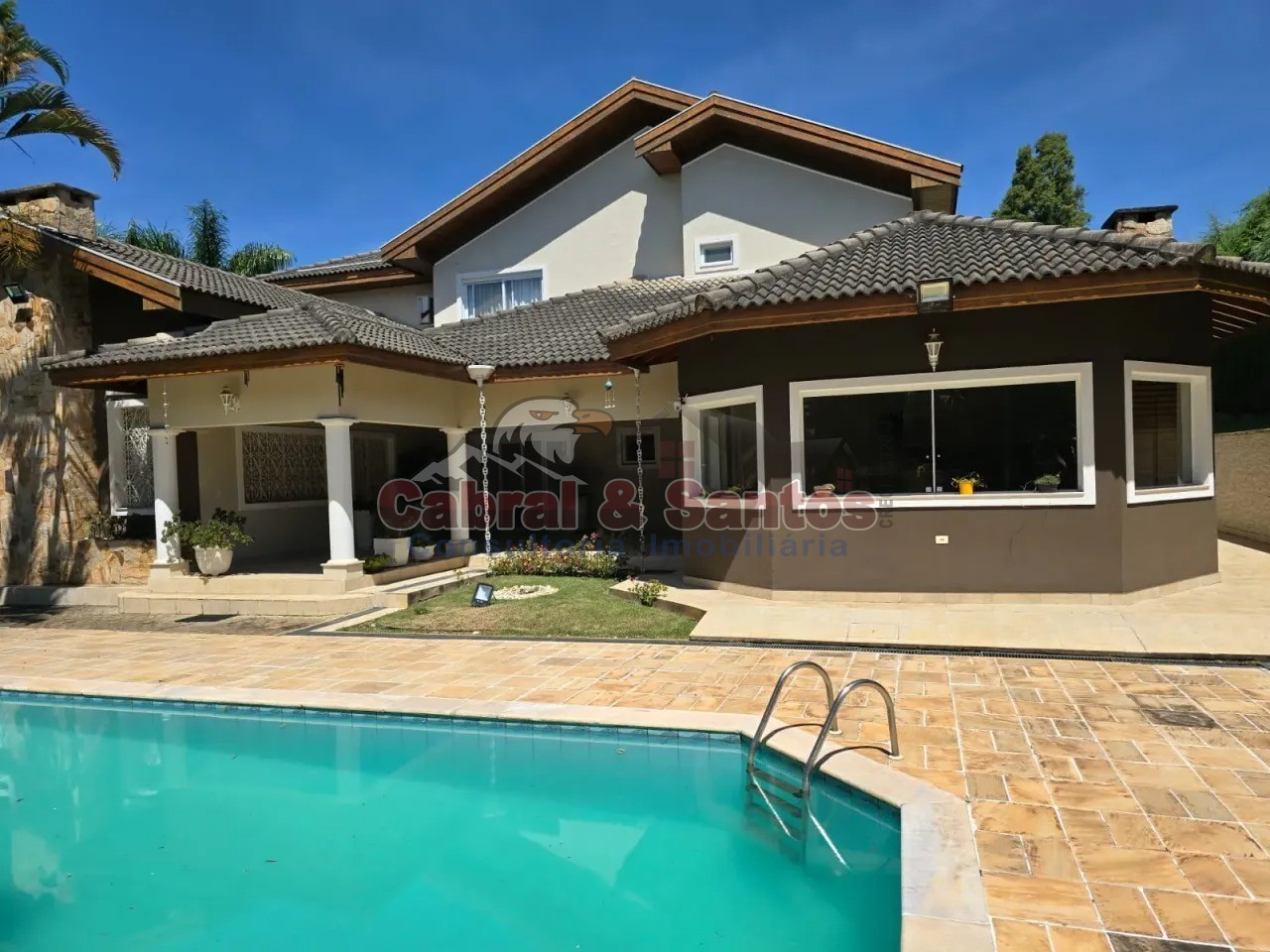 Casa, 7 quartos, 750 m² - Foto 1