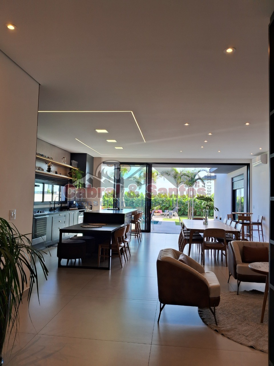 Casa, 3 quartos, 383 m² - Foto 1