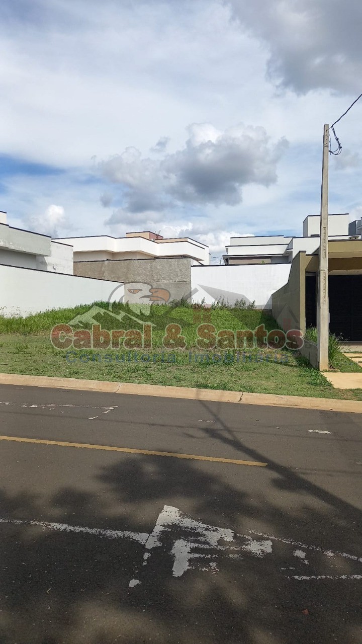 Terreno, 332 m² - Foto 1