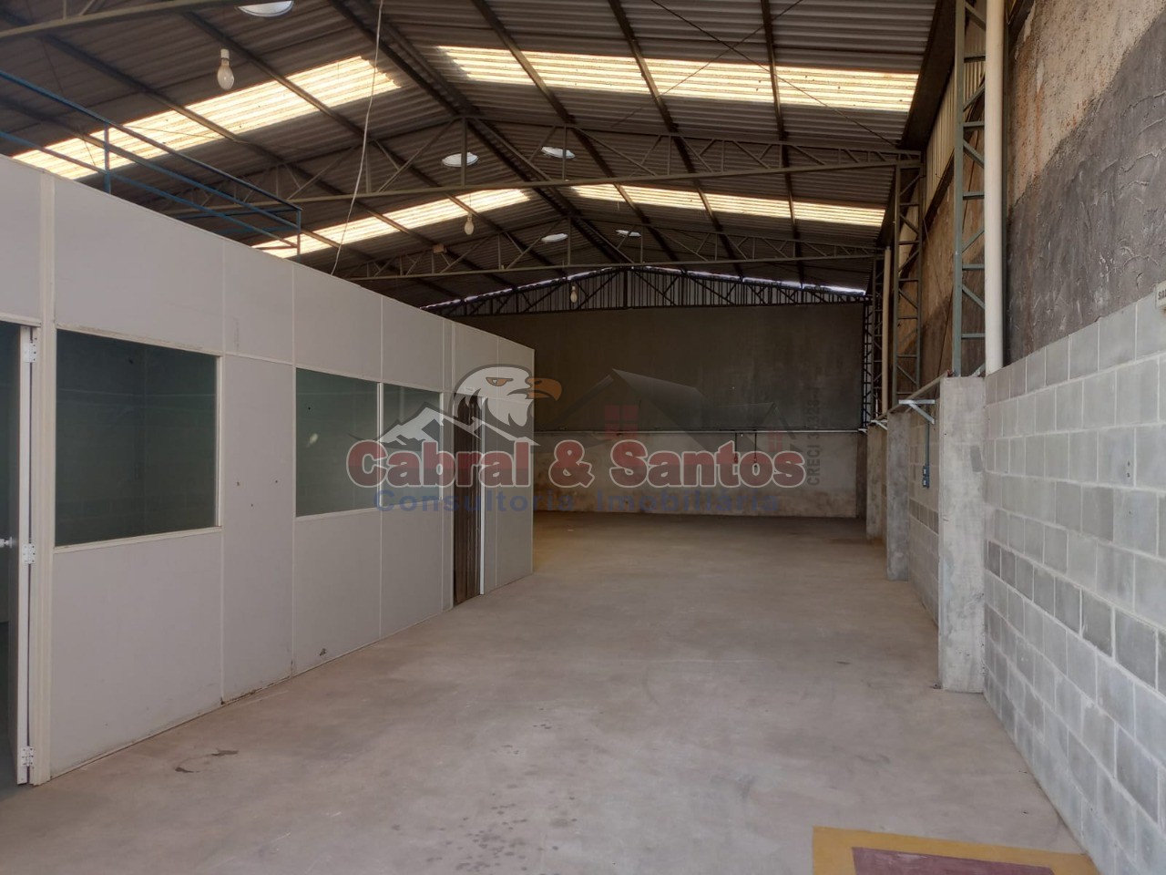Depósito-Galpão, 240 m² - Foto 5