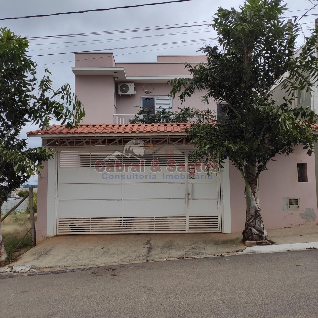 Casa, 3 quartos, 160 m² - Foto 1