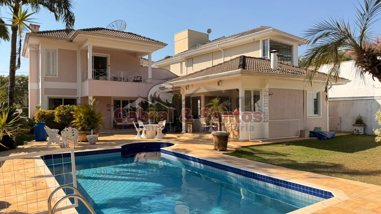 Casa, 4 quartos, 392 m² - Foto 1