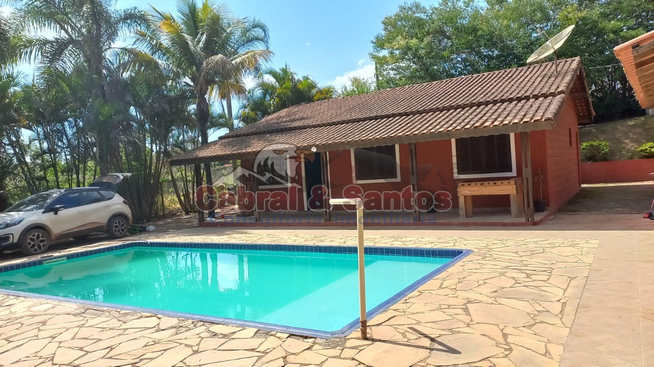 Chácara, 3 quartos, 2300 m² - Foto 1