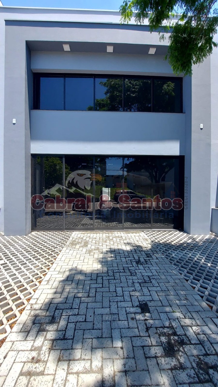 Loja-Salão, 200 m² - Foto 1
