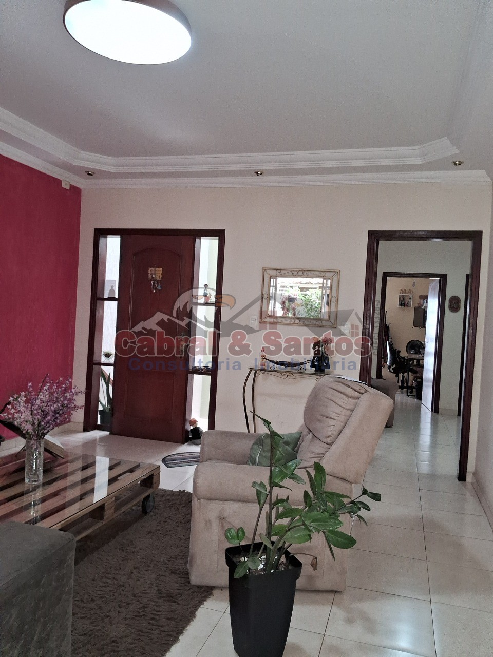 Casa, 4 quartos, 215 m² - Foto 1