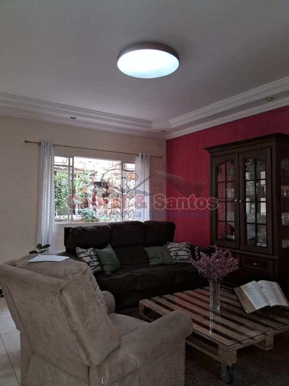 Casa, 4 quartos, 215 m² - Foto 2