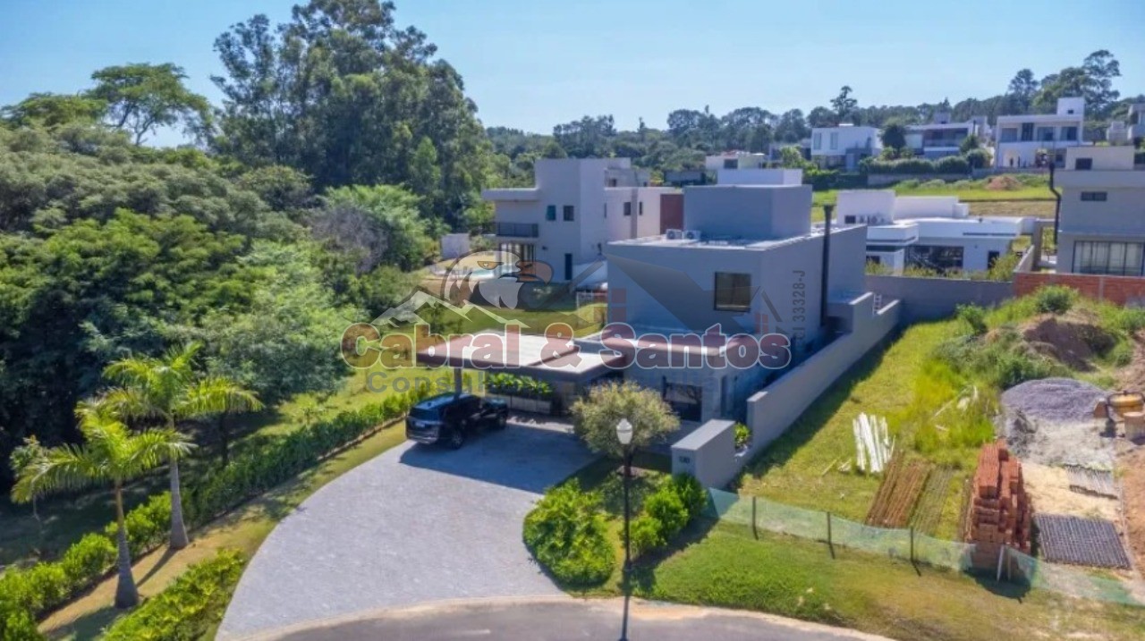 Casa, 4 quartos, 352 m² - Foto 2