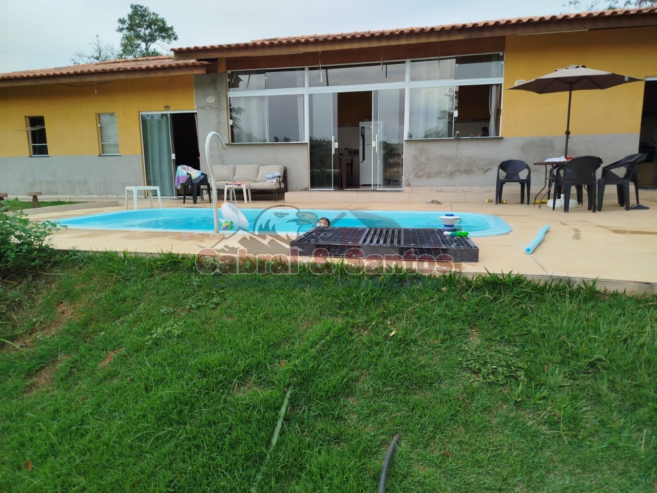 Chácara, 4 quartos, 1600 m² - Foto 2