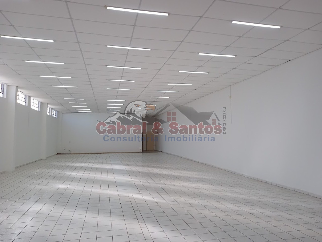 Loja-Salão, 358 m² - Foto 1