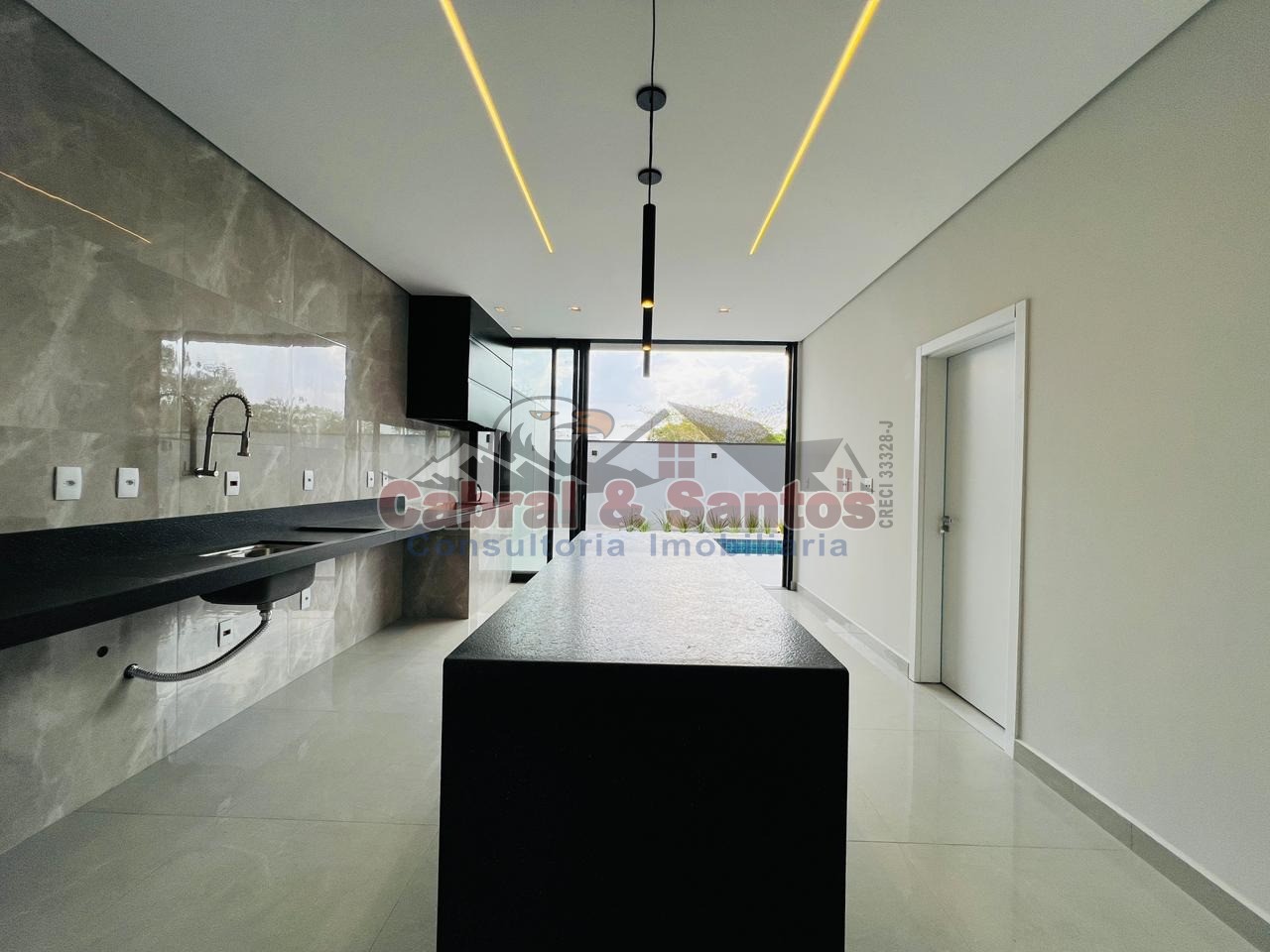 Casa, 3 quartos, 289 m² - Foto 33
