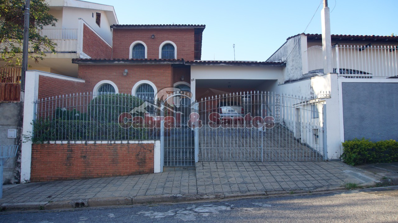 Casa, 3 quartos, 250 m² - Foto 1
