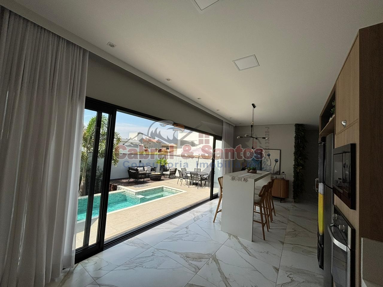 Casa, 4 quartos, 249 m² - Foto 10