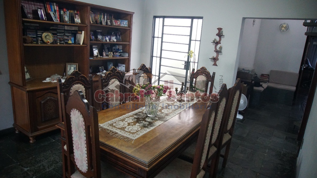 Casa, 3 quartos, 250 m² - Foto 8