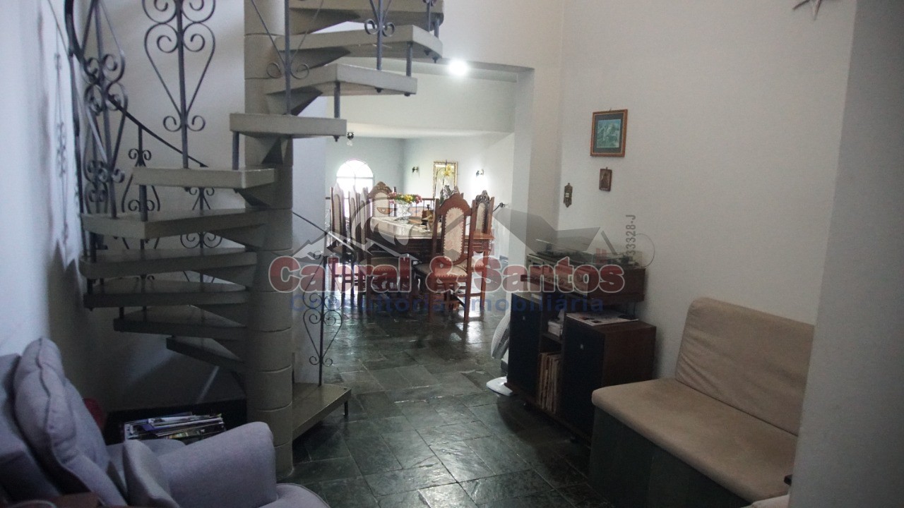 Casa, 3 quartos, 250 m² - Foto 11