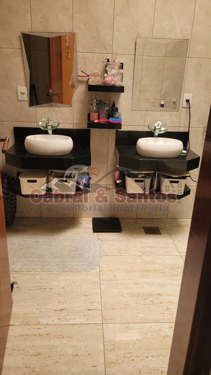 Casa, 4 quartos, 293 m² - Foto 11