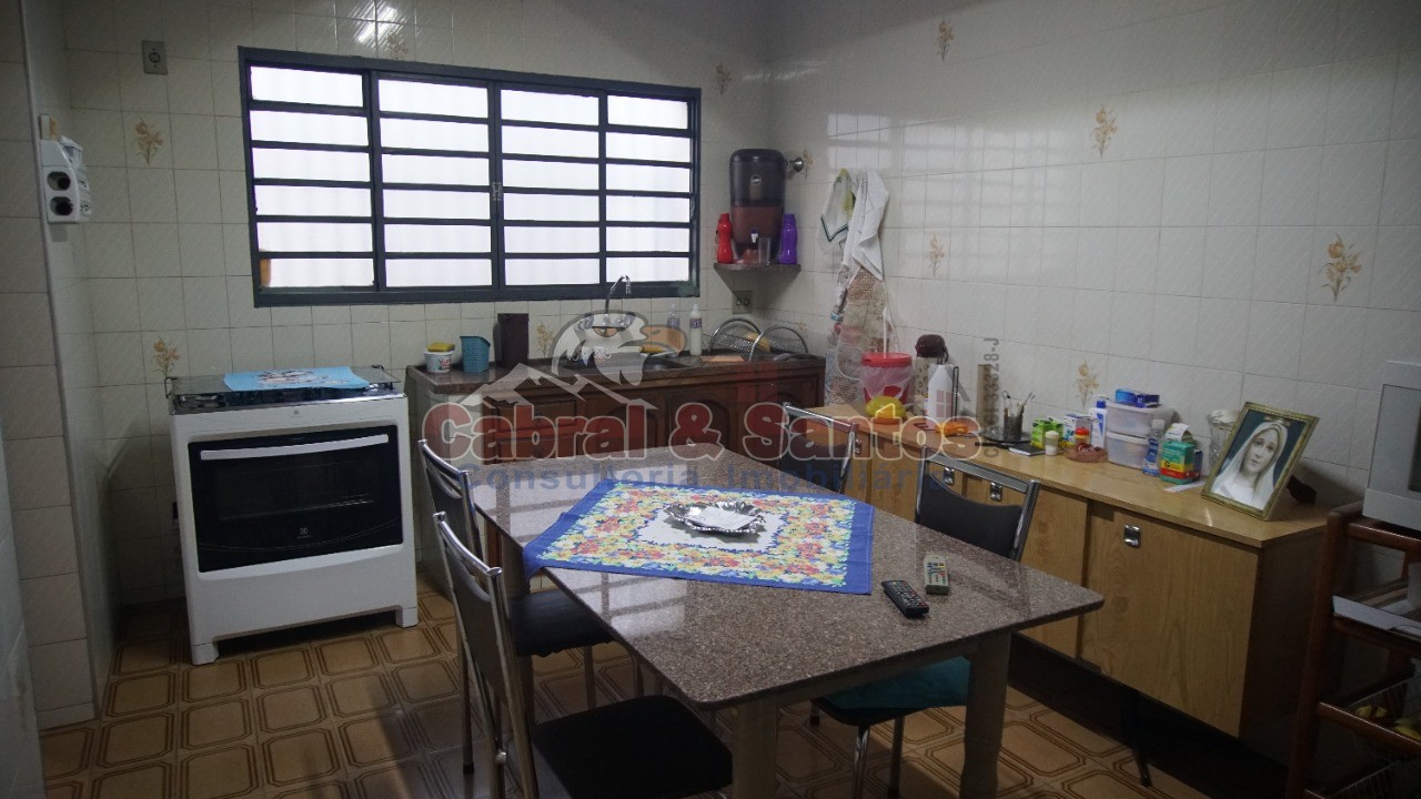Casa, 3 quartos, 250 m² - Foto 12