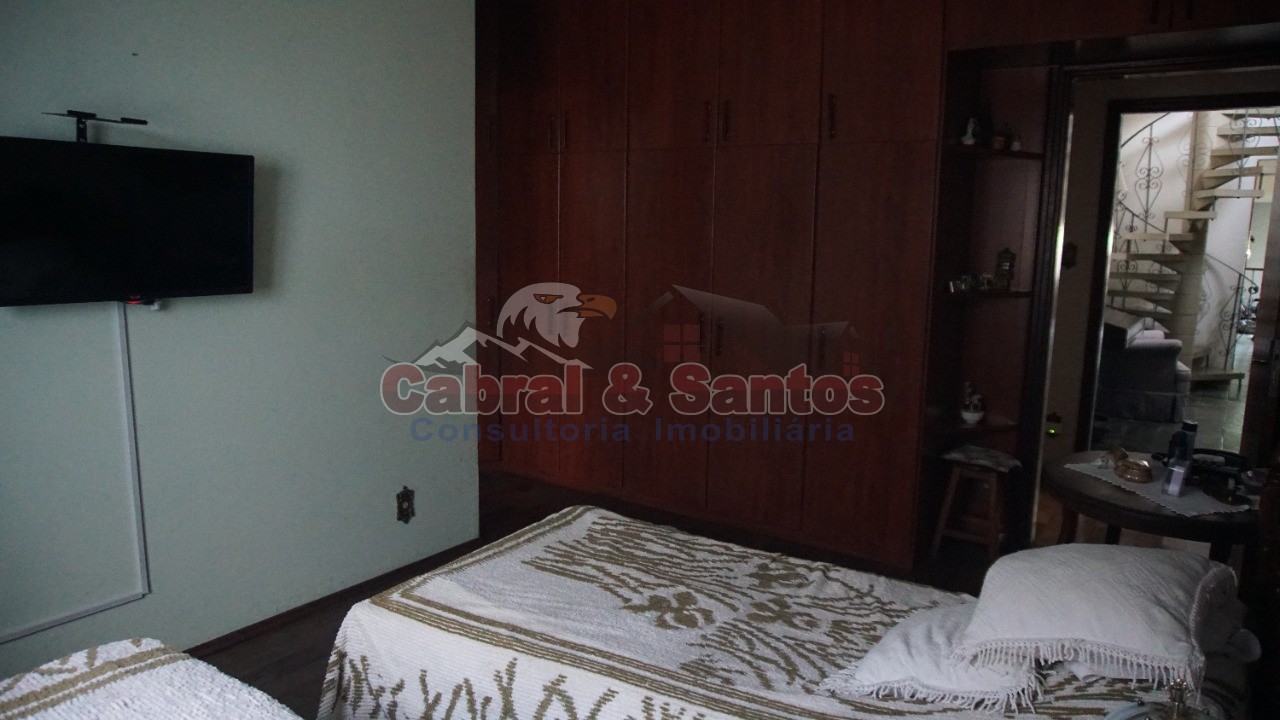 Casa, 3 quartos, 250 m² - Foto 23