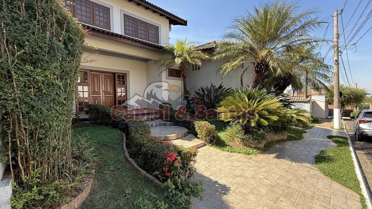 Casa, 5 quartos, 368 m² - Foto 1