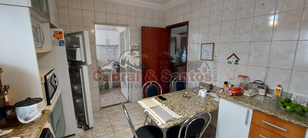 Casa, 3 quartos, 188 m² - Foto 10