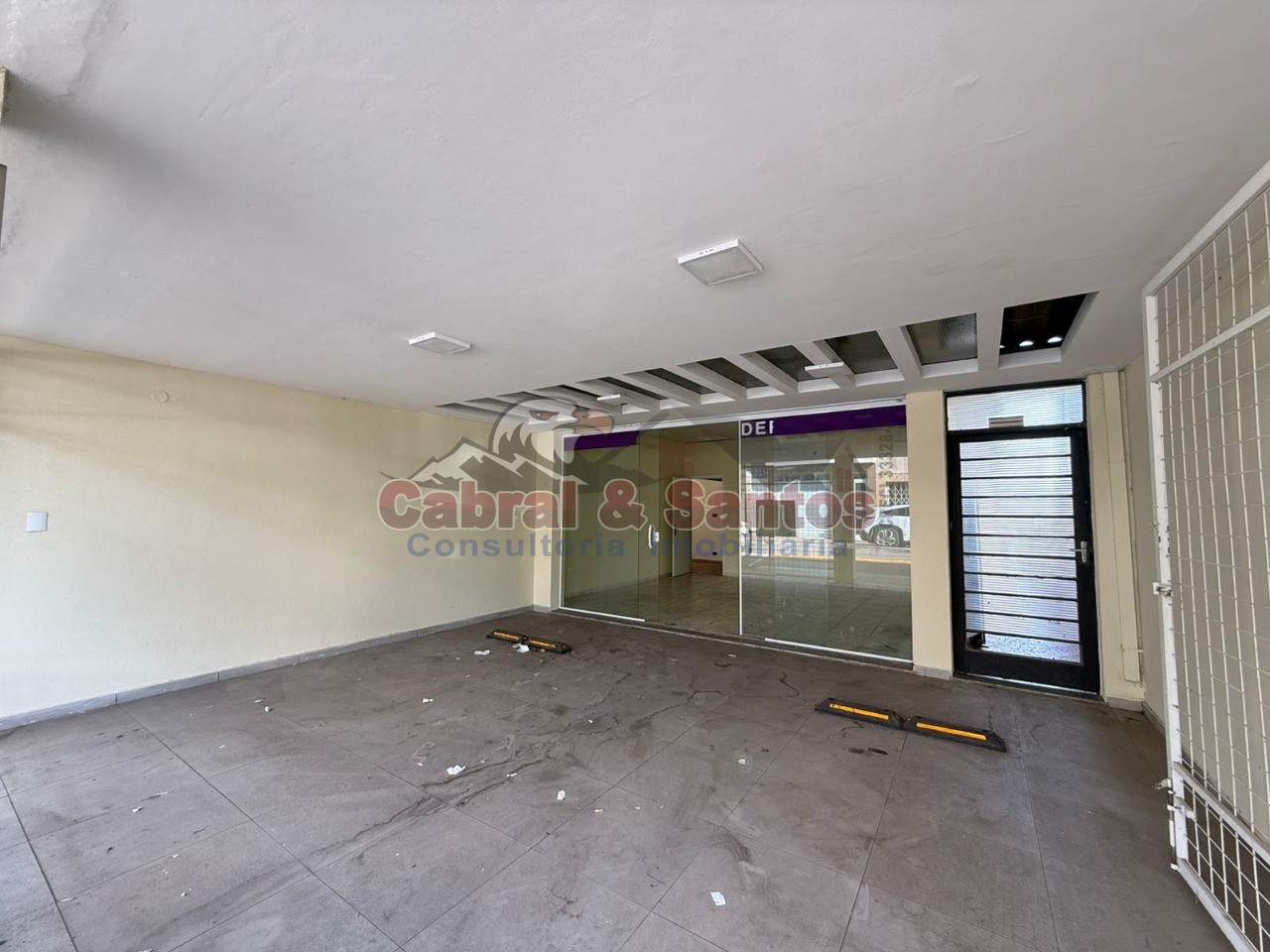 Prédio Inteiro, 250 m² - Foto 2