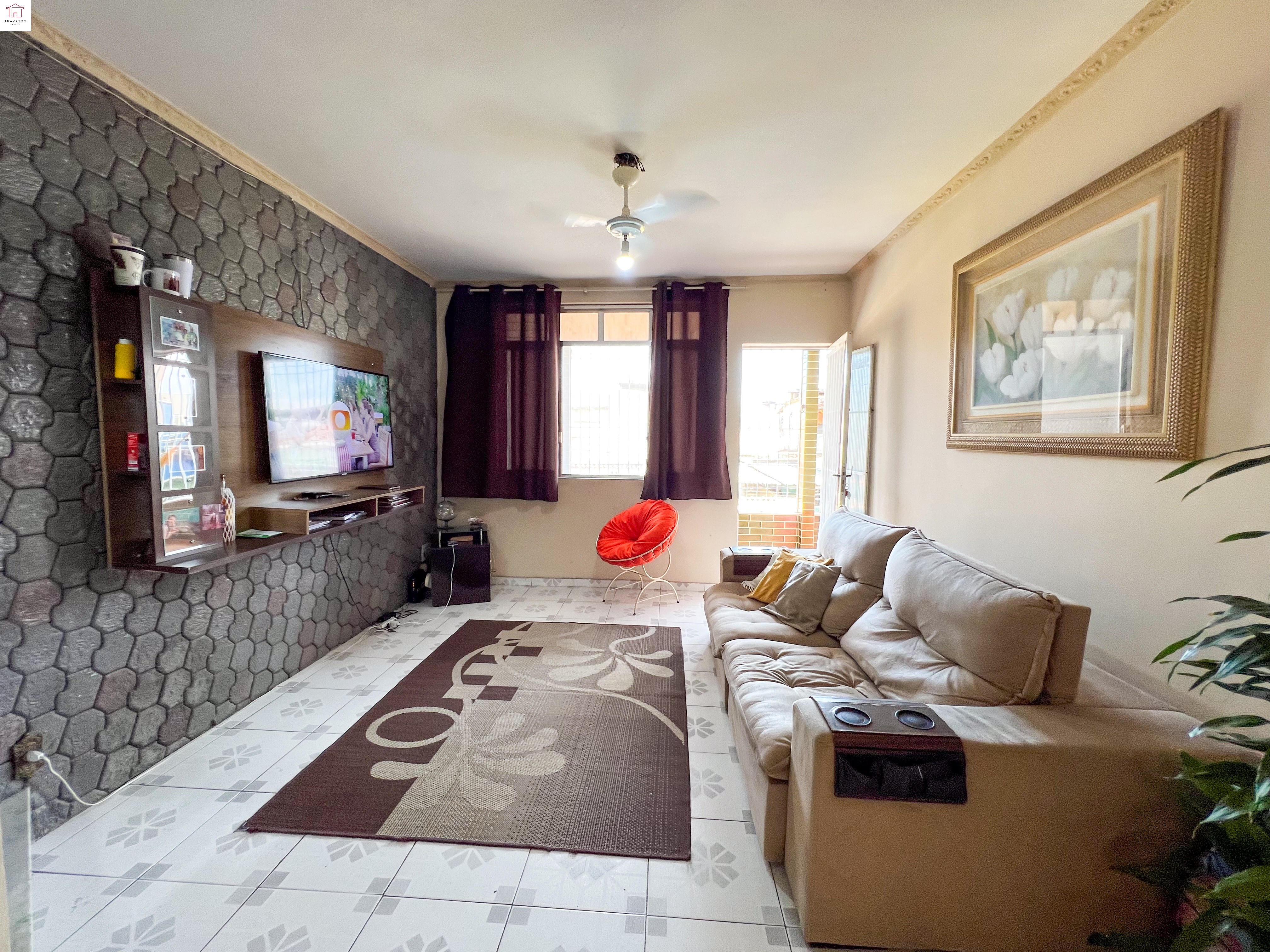 Casa, 3 quartos, 242 m² - Foto 2