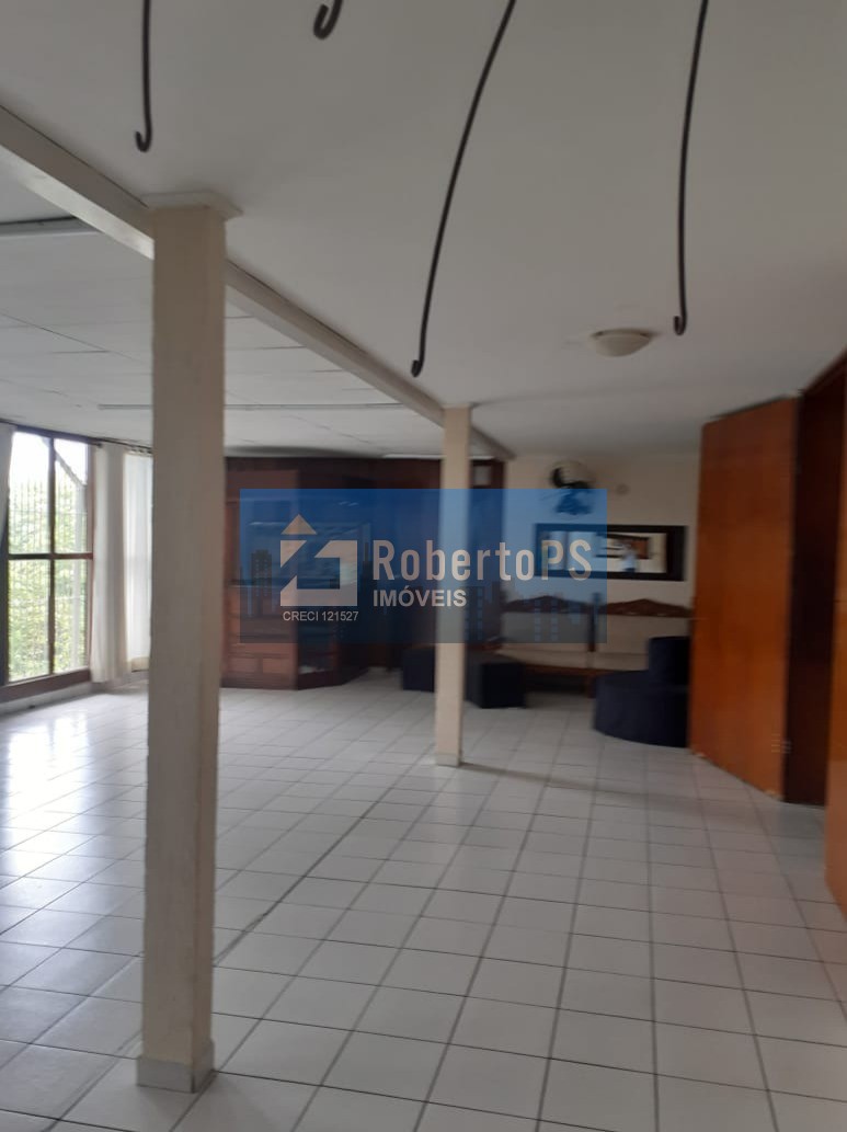 Prédio Comercial à Venda em São José dos Campos-SP: 20 Quartos, 10 Salas, 6 Banheiros, 15 Vagas de Garagem, 800m² no Jardim Bela Vista!