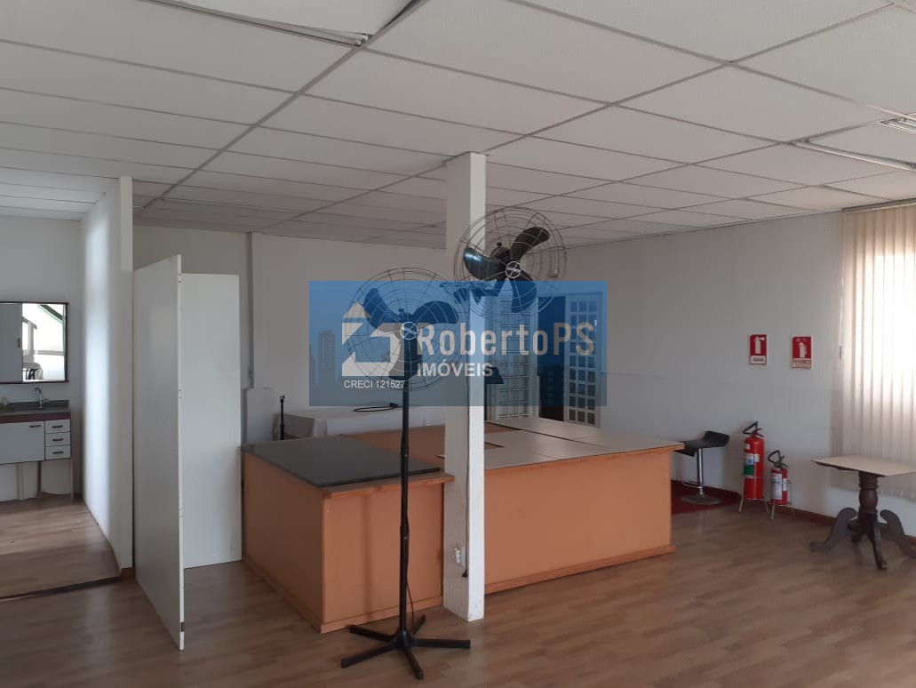 Prédio Comercial à Venda em São José dos Campos-SP: 20 Quartos, 10 Salas, 6 Banheiros, 15 Vagas de Garagem, 800m² no Jardim Bela Vista!