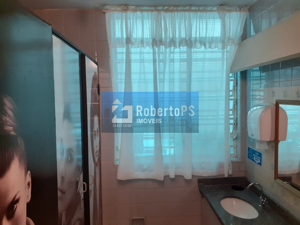Prédio Comercial à Venda em São José dos Campos-SP: 20 Quartos, 10 Salas, 6 Banheiros, 15 Vagas de Garagem, 800m² no Jardim Bela Vista!