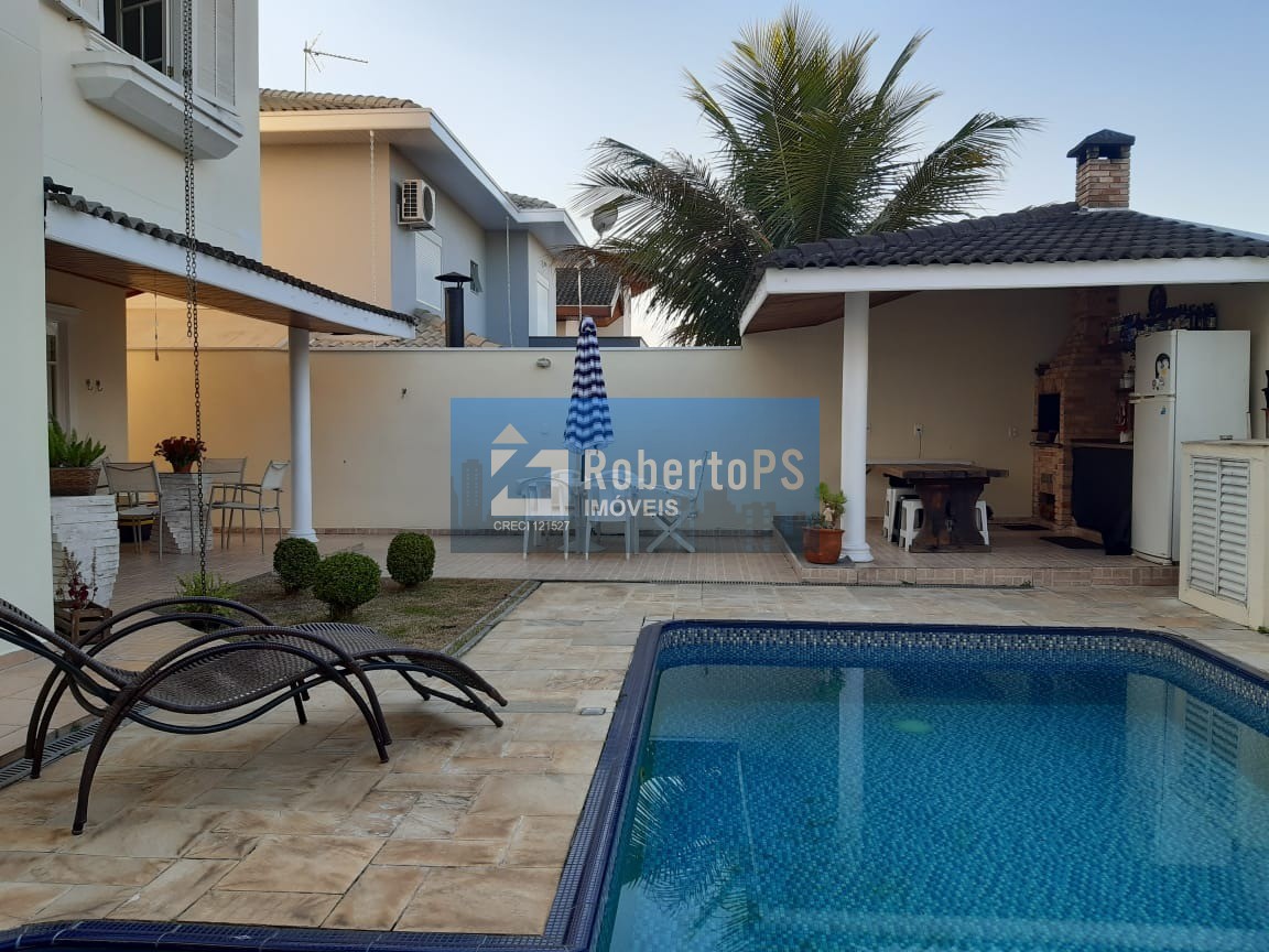 Casa de luxo em condomínio no Urbanova, São José dos Campos-SP: 4 quartos, 2 suítes, 5 banheiros, 4 vagas, 263m².