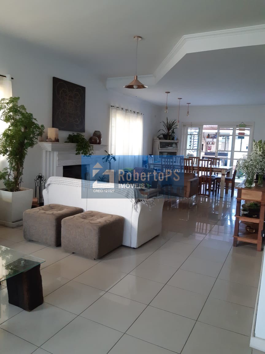 Casa de luxo em condomínio no Urbanova, São José dos Campos-SP: 4 quartos, 2 suítes, 5 banheiros, 4 vagas, 263m².