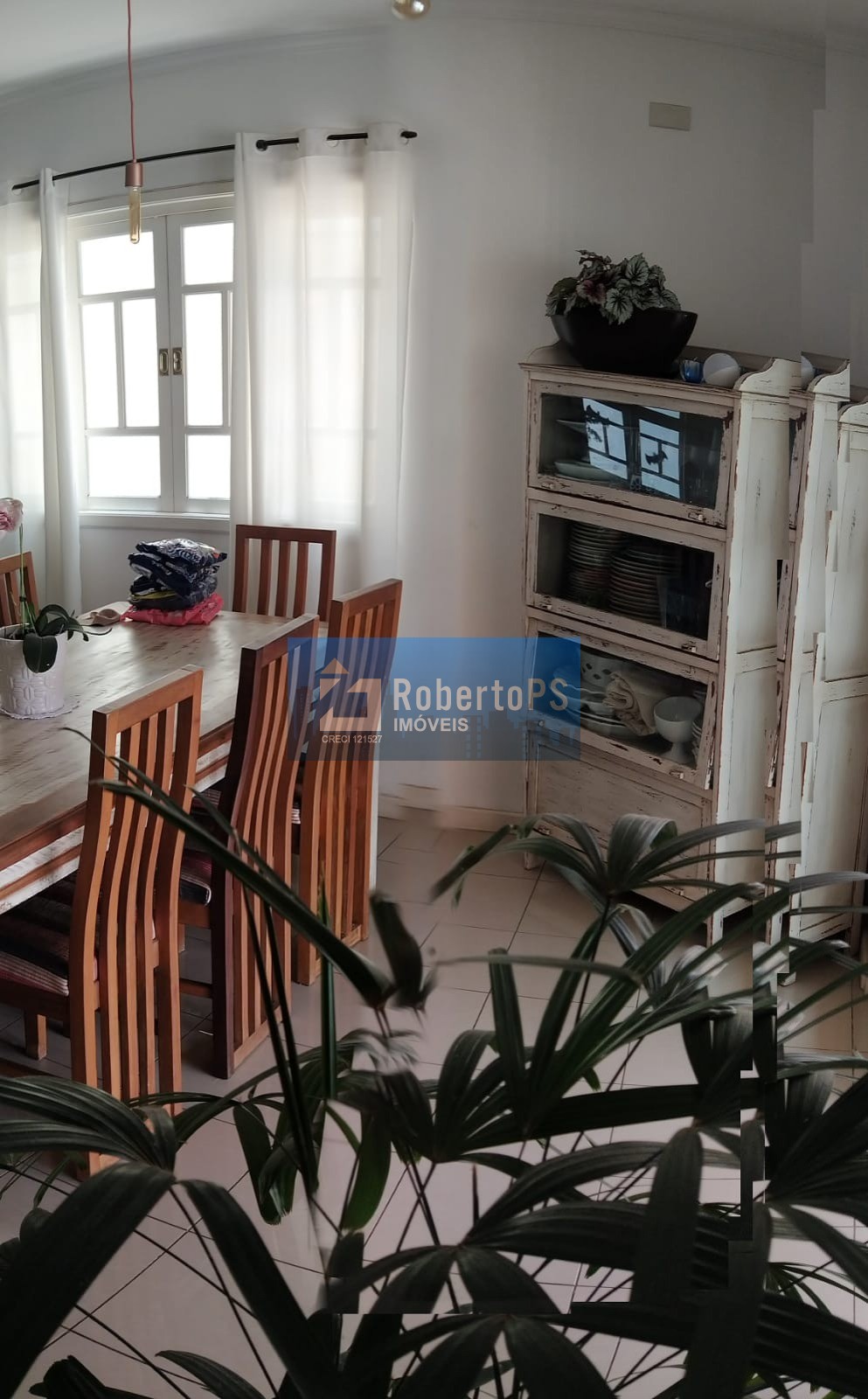 Casa de luxo em condomínio no Urbanova, São José dos Campos-SP: 4 quartos, 2 suítes, 5 banheiros, 4 vagas, 263m².