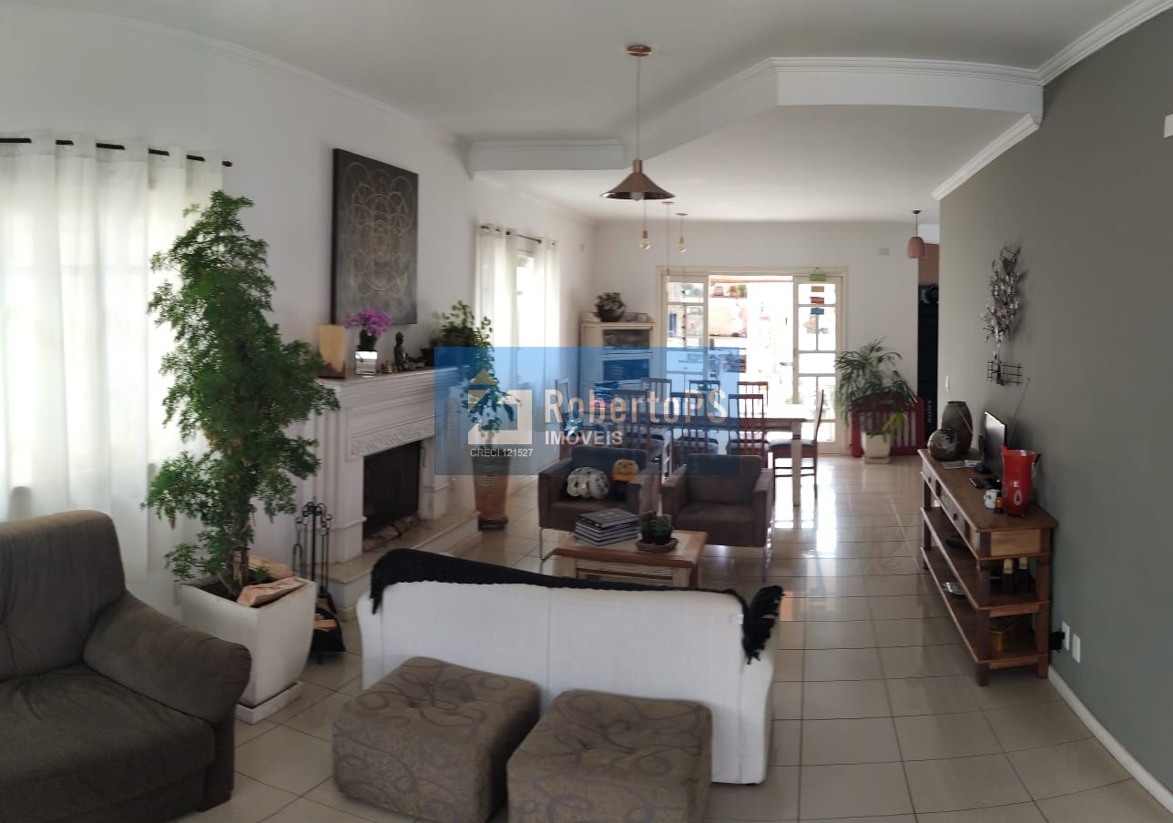 Casa de luxo em condomínio no Urbanova, São José dos Campos-SP: 4 quartos, 2 suítes, 5 banheiros, 4 vagas, 263m².
