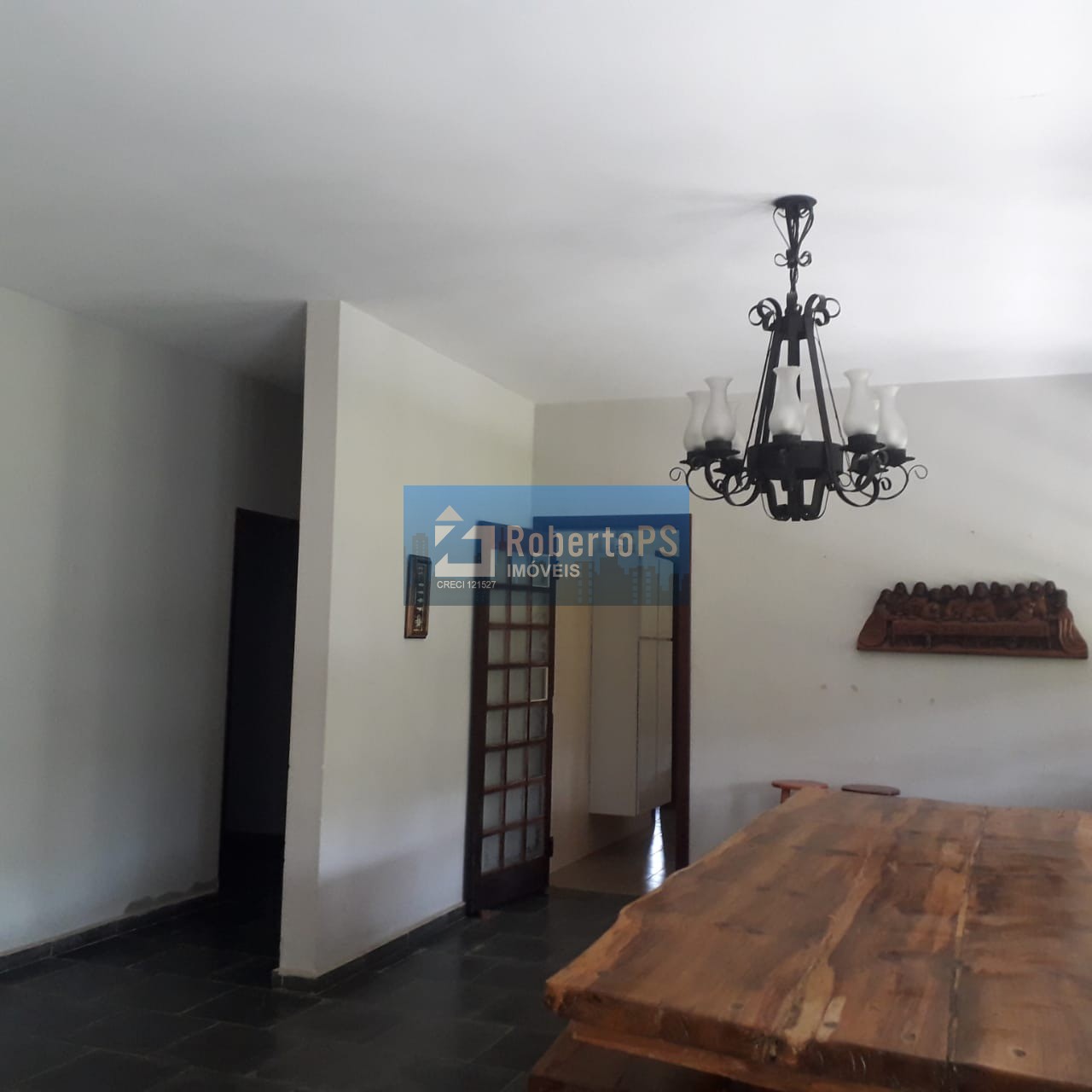 Chácara de luxo à venda no Centro de Santa Branca-SP: 4 quartos, 4 suítes, 7 banheiros, 416m² - Imperdível!