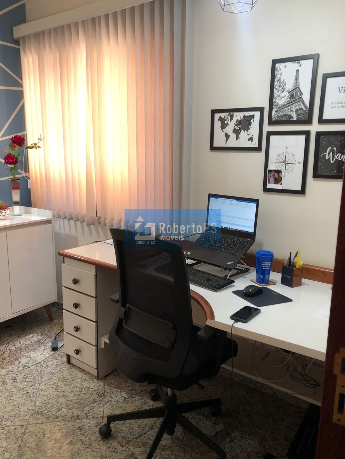 Linda casa assobradada no Condomínio Portal da Mata em Caçapava de 3 dormitórios com suíte e closet.